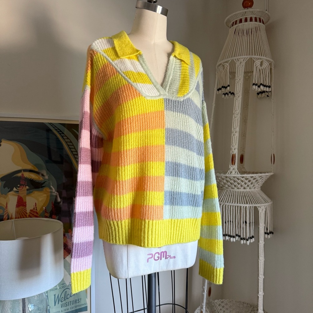 Colorful Striped Women's Sweater S31